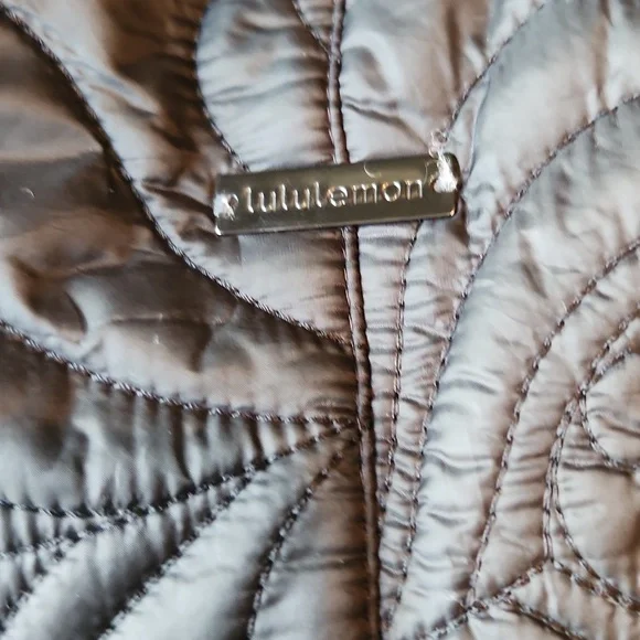 Lululemon | Rare Reversible Quilted Puffer Vest - Picture 12 of 17